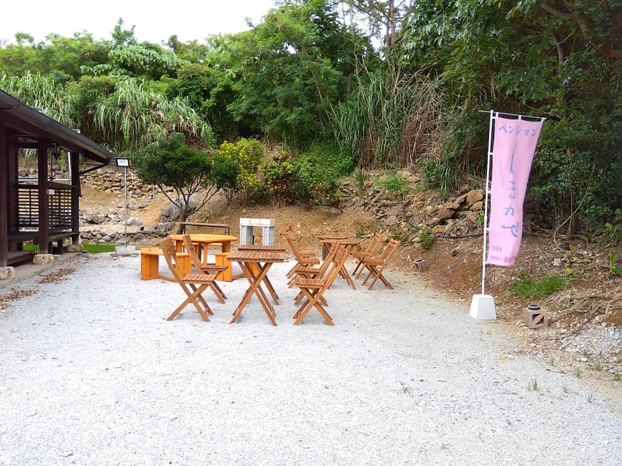 ホテル Ｐｅｎｓｉｏｎ　Ｓｈｉｍａｋａｚｅ 本部町 エクステリア 写真